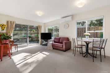 2/3 Birman Close, Half Moon Bay