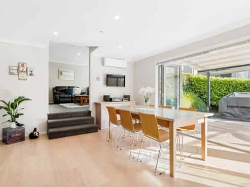 3F Dallinghoe Crescent, Milford