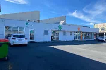 Stand-out space - plenty of parks