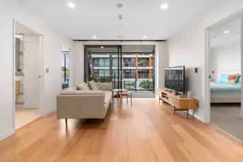 109/10 Lion Place, Epsom