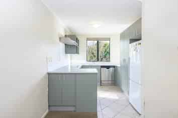 12 Barnea Circle, Glen Eden