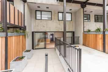 G04/30 Enfield Street, Mount Eden