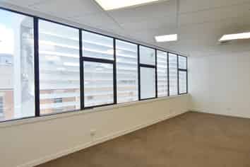 Newmarket Superb Location