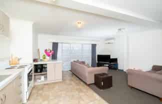 2/219 Killarney Road, Dinsdale