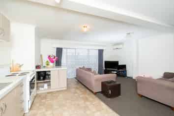 2/219 Killarney Road, Dinsdale