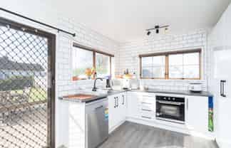 290 Peachgrove Road, Fairfield