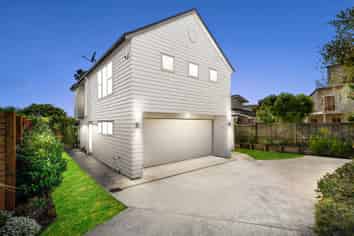 23 Wilding Avenue , Northcote Point