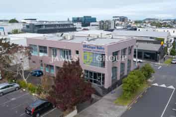 Ground Floor Ponsonby Plug & Play | 13 CPs