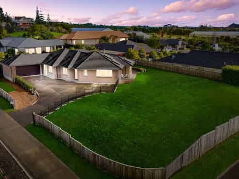 82 Solan Drive, Waimauku