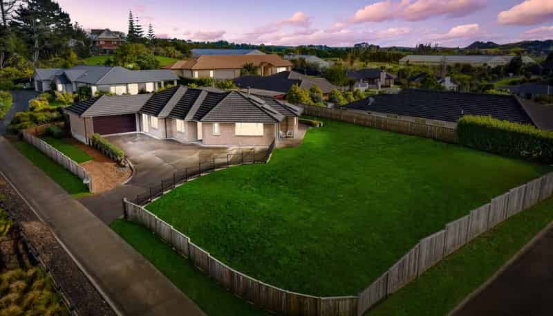 82 Solan Drive, Waimauku