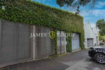 Gorgeous Sale Street Character - Fully-fitted