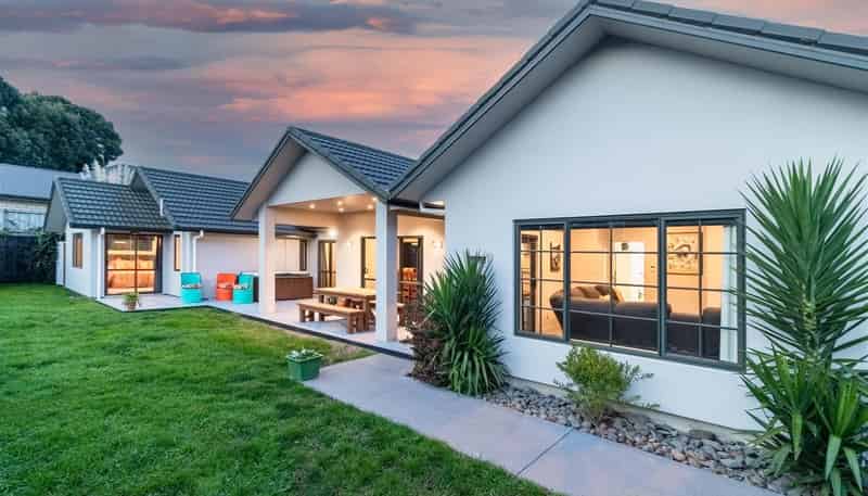 2 Fasham Lane, Huntington