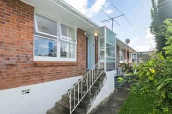 2/5 Ellen Avenue, Hillcrest