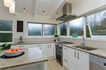 1/68 Stredwick Drive, Torbay