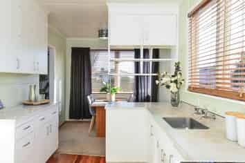 12 Katherine Place, Melville