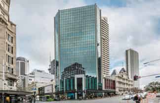 MODERN QUEEN STREET OFFICE