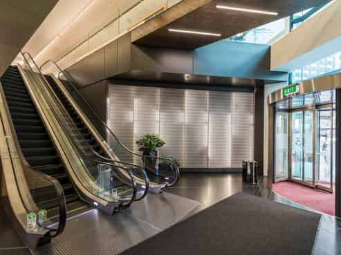 MODERN QUEEN STREET OFFICE