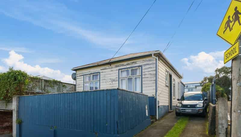 34 Te Wharepouri Street, Berhampore