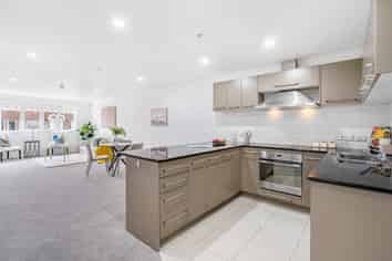 201/26 Remuera Road, Newmarket