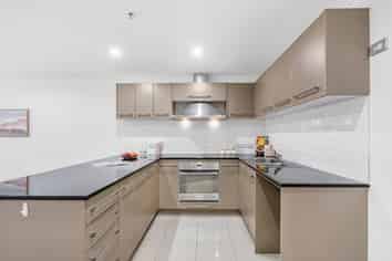 201/26 Remuera Road, Newmarket