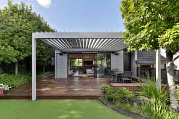 166 Norman Lesser Drive, Saint Johns