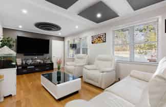 9 Golf Road, New Lynn