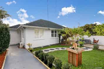 9 Golf Road, New Lynn
