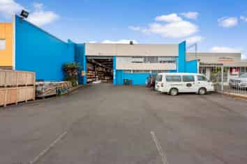 Simply the Best in Penrose