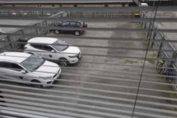 Recently Renovated - 6 Car Parks