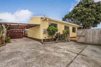 2/3 William Street, Mangere East