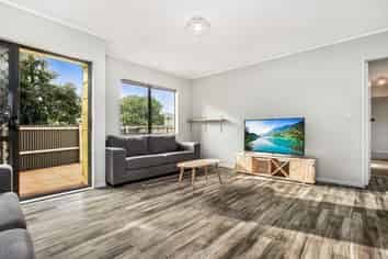 2/3 William Street, Mangere East