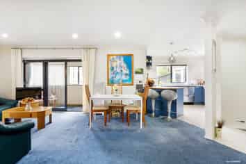 3 Highgrove Lane, Totara Vale