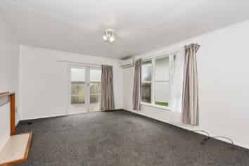 30 Yeats Crescent, Fairfield