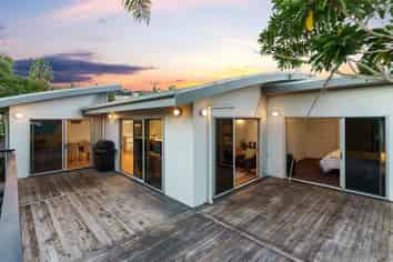 10 Baulcomb Parade, Windsor Park