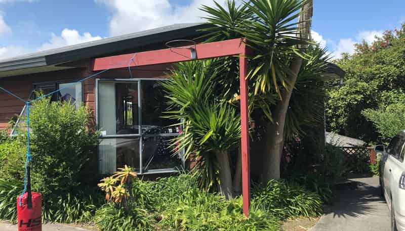 1/15 Jay Court, Botany Downs