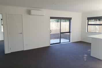 4/11 Forster Avenue, Hillcrest