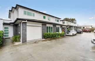 8 Toro Lane, Manurewa