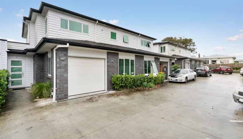 8 Toro Lane, Manurewa