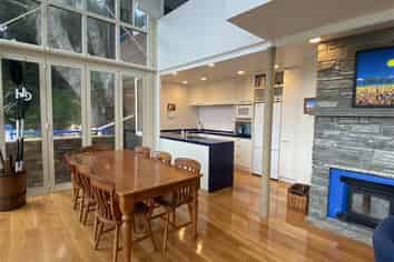 Auckland - Address withheld