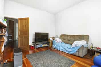 11 Lyon Street, Frankton