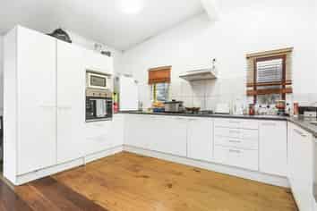 11 Lyon Street, Frankton