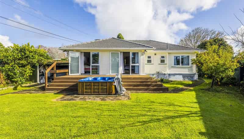 2 Orakau Road, Mangere East