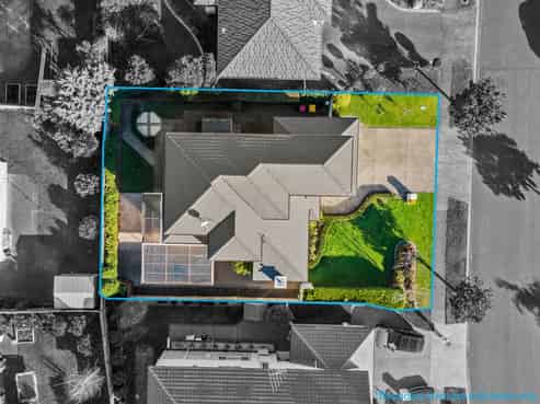 17 Carousel Crescent, East Tamaki Heights