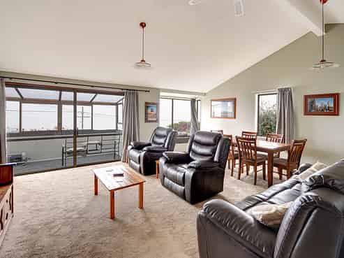 9a Jane Street, Macandrew Bay