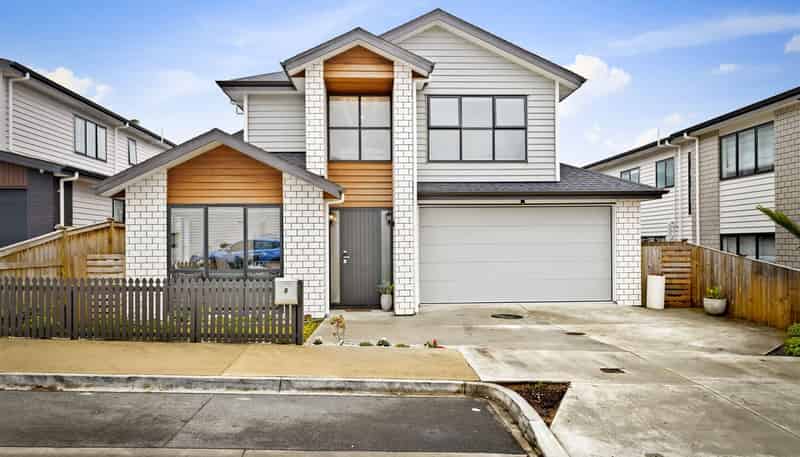 8 Mardell Avenue, Hobsonville