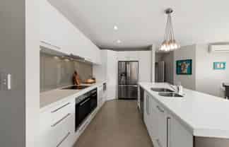 57 Intrepid Crescent, Beachlands