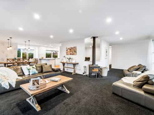 32 Fairway Avenue, Red Beach