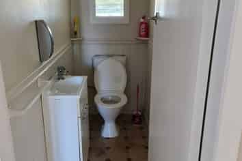 580 Weymouth Road, Weymouth