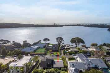 1/14 Lake View Road, Takapuna