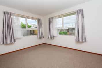 93B Fifth Avenue, Enderley